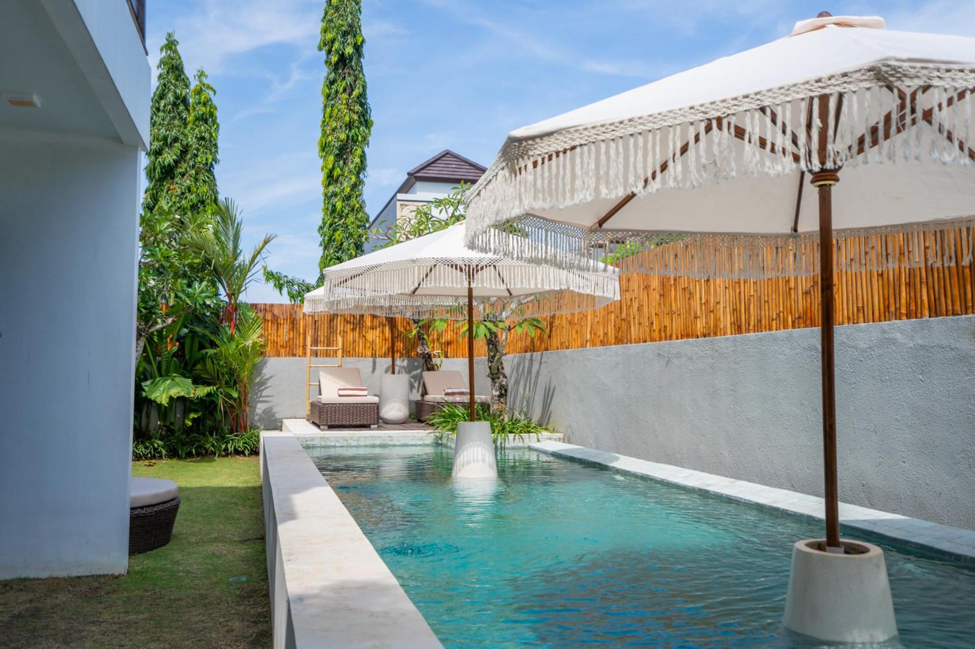 Skyfall Luxury Beach Villa Нуса Дуа Екстериор снимка